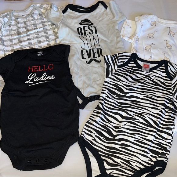 Sweet Baby and others onesies bundle - Picture 1 of 1